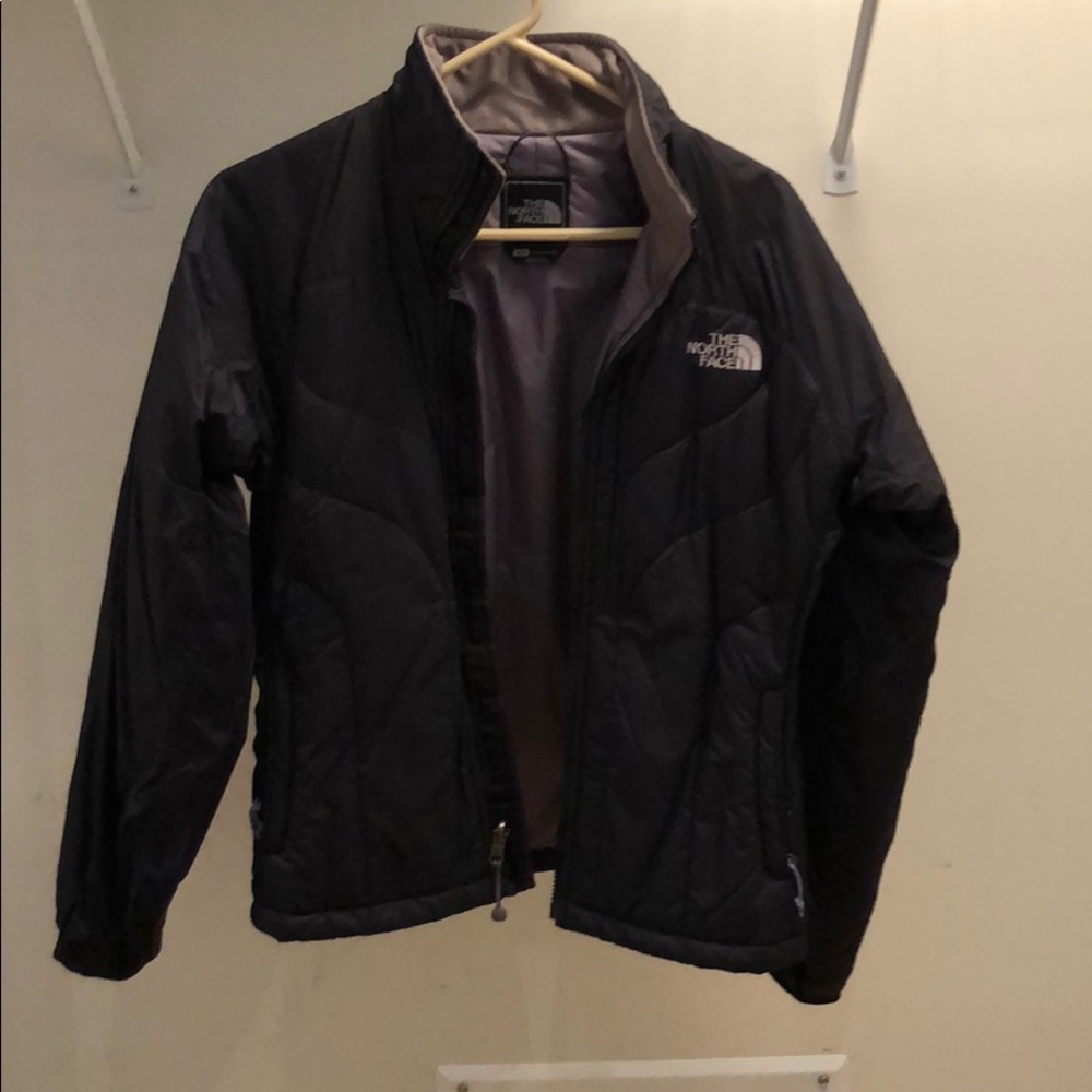 Women’s north face jacket size small